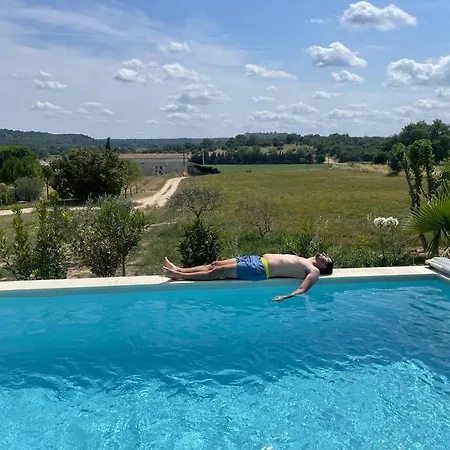 Villa De Avec Piscine Lussan Lussan (Gard)