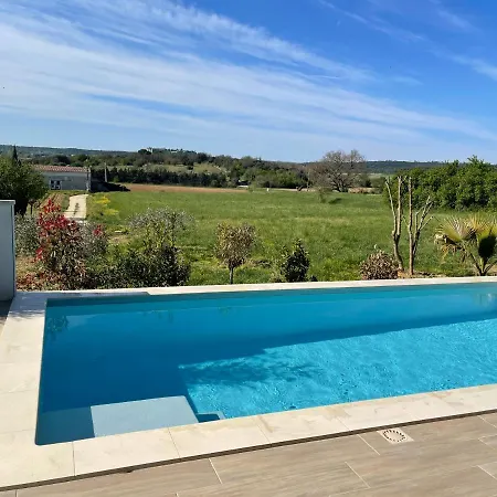 Villa De Avec Piscine Lussan *