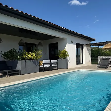 De Avec Piscine Βίλα Lussan (Gard)