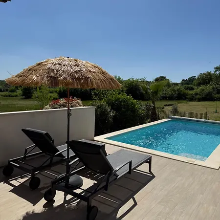 De Avec Piscine